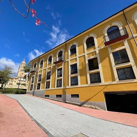 Vivienda De Uso Turistico Encrucijada De Culturas Lägenhet Salamanca Exteriör bild